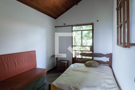 Casa de condomínio à venda com 270m², 4 quartos e 6 vagas Casa de condomínio à venda com 270m², 4 quartos e 6 vagasquarto 2