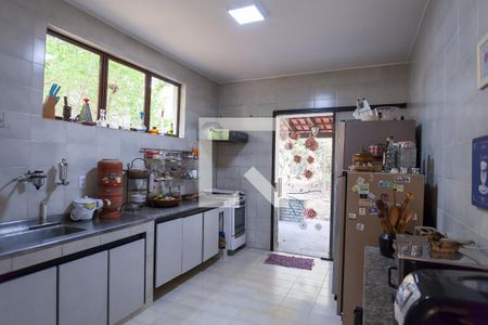 Casa de condomínio à venda com 270m², 4 quartos e 6 vagas Casa de condomínio à venda com 270m², 4 quartos e 6 vagasCozinha