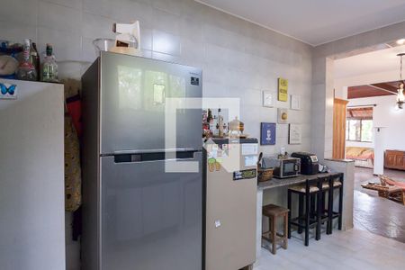 Casa de condomínio à venda com 270m², 4 quartos e 6 vagas Casa de condomínio à venda com 270m², 4 quartos e 6 vagasCozinha