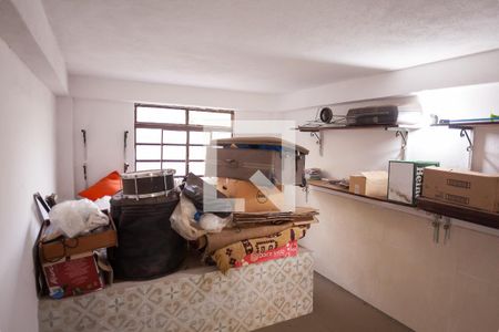 Casa de condomínio à venda com 270m², 4 quartos e 6 vagas Casa de condomínio à venda com 270m², 4 quartos e 6 vagasQuarto de Serviço