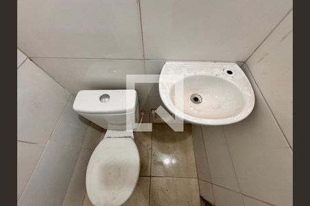 Casa para alugar com 36m², 1 quarto e sem vagaBanheiro da Suíte