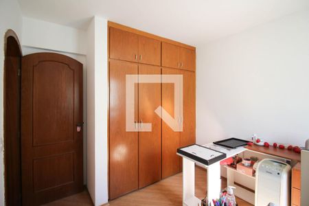 Apartamento à venda com 120m², 3 quartos e 2 vagasQuarto 2