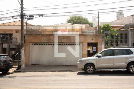 Casa para alugar com 150m², 4 quartos e 3 vagasFachada