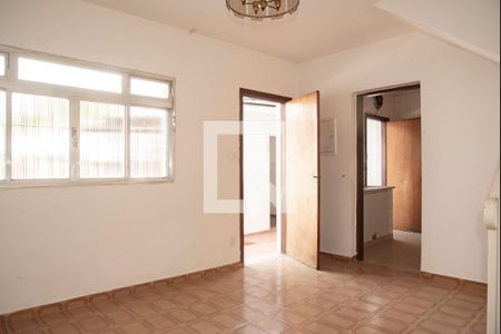 Casa para alugar com 150m², 4 quartos e 3 vagasSala da edícula