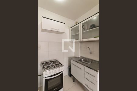 Cozinha de apartamento para alugar com 1 quarto, 50m² em Itaim Bibi, São Paulo