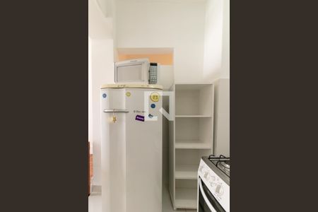 Cozinha de apartamento para alugar com 1 quarto, 50m² em Itaim Bibi, São Paulo