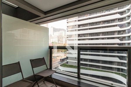 Varanda de kitnet/studio para alugar com 1 quarto, 29m² em República, São Paulo
