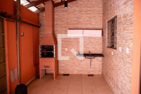Casa para alugar com 78m², 2 quartos e 1 vaga Casa para alugar com 78m², 2 quartos e 1 vagaGaragem