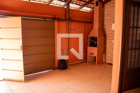 Casa para alugar com 78m², 2 quartos e 1 vaga Casa para alugar com 78m², 2 quartos e 1 vagaGaragem
