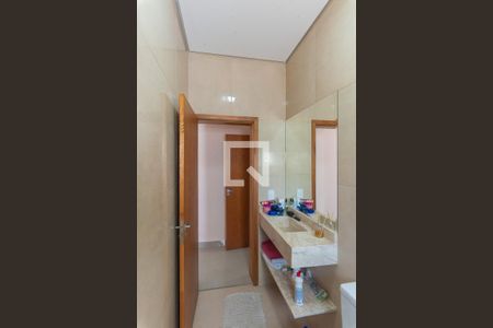 Casa à venda com 120m², 2 quartos e 4 vagasBanheiro da Suíte