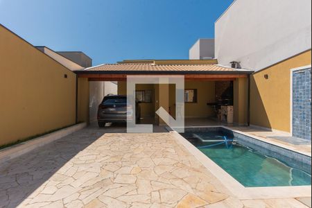 Casa à venda com 120m², 2 quartos e 4 vagasPiscina