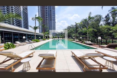 Apartamento à venda com 142m², 2 quartos e 2 vagasÁrea comum - Piscina