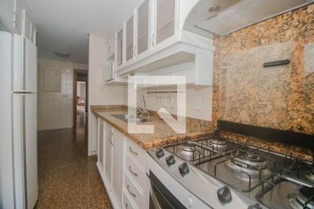 Apartamento para alugar com 250m², 3 quartos e 3 vagasCozinha