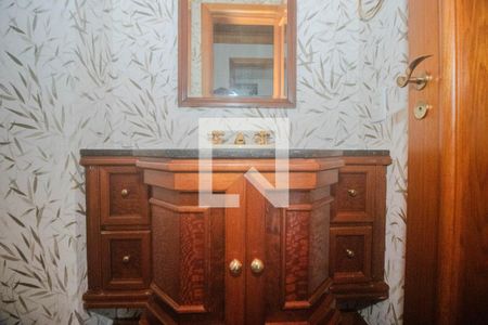 Lavabo de apartamento para alugar com 3 quartos, 250m² em Bela Vista, Porto Alegre