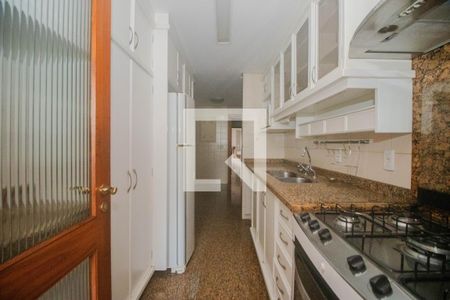 Apartamento para alugar com 250m², 3 quartos e 3 vagasCozinha