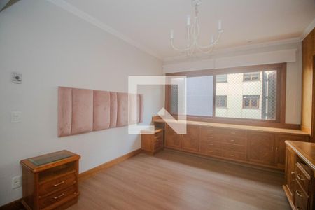 Apartamento para alugar com 250m², 3 quartos e 3 vagasSuíte 2