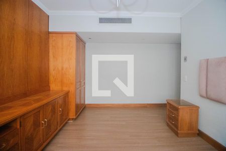 Apartamento para alugar com 250m², 3 quartos e 3 vagasSuíte 2