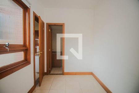Apartamento para alugar com 250m², 3 quartos e 3 vagasDependência