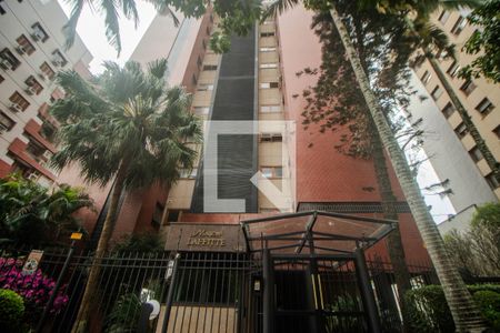 Apartamento para alugar com 250m², 3 quartos e 3 vagasFachada