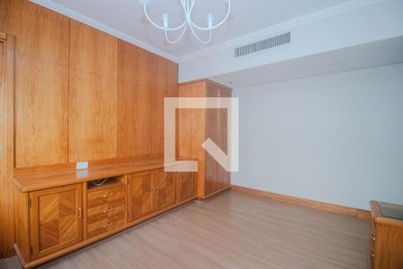 Apartamento para alugar com 250m², 3 quartos e 3 vagasSuíte 2
