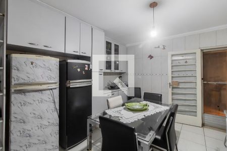 Casa à venda com 290m², 2 quartos e 2 vagas Casa à venda com 290m², 2 quartos e 2 vagasCozinha