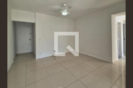 Sala de apartamento para alugar com 3 quartos, 70m² em Recreio dos Bandeirantes, Rio de Janeiro