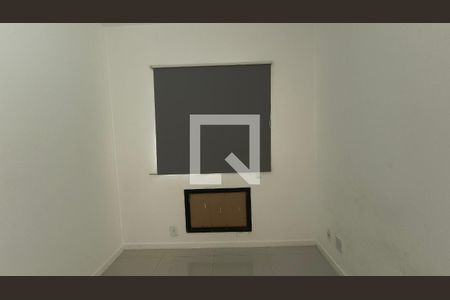 Quarto 1 de apartamento para alugar com 3 quartos, 70m² em Recreio dos Bandeirantes, Rio de Janeiro