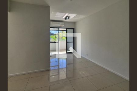 sala de apartamento para alugar com 3 quartos, 70m² em Recreio dos Bandeirantes, Rio de Janeiro