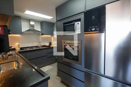 Apartamento à venda com 120m², 4 quartos e 2 vagasCozinha