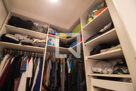 Apartamento à venda com 120m², 4 quartos e 2 vagasCloset da suíte