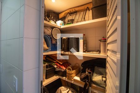 Apartamento à venda com 120m², 4 quartos e 2 vagasÁrea de Serviço - Dispensa