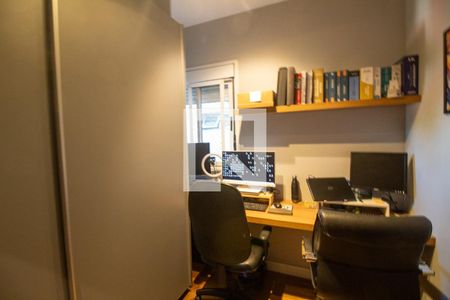 Apartamento à venda com 120m², 4 quartos e 2 vagasQuarto 2