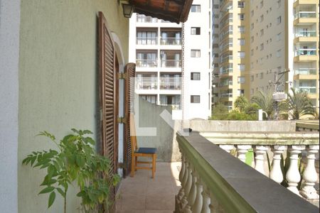 Casa à venda com 150m², 3 quartos e 2 vagasQuintal