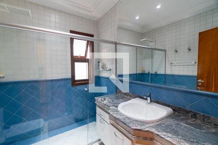 Casa à venda com 393m², 3 quartos e 4 vagasBanheiro Social
