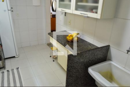 Apartamento à venda com 74m², 2 quartos e 1 vaga Apartamento à venda com 74m², 2 quartos e 1 vagaCozinha