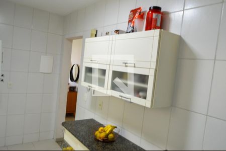 Apartamento à venda com 74m², 2 quartos e 1 vaga Apartamento à venda com 74m², 2 quartos e 1 vagaCozinha
