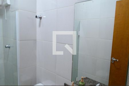 Apartamento à venda com 74m², 2 quartos e 1 vaga Apartamento à venda com 74m², 2 quartos e 1 vagaBanheiro