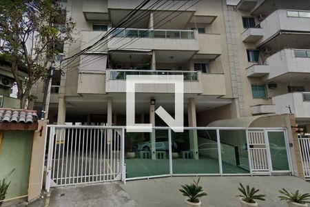Apartamento à venda com 74m², 2 quartos e 1 vaga Apartamento à venda com 74m², 2 quartos e 1 vagaFachada