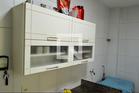 Apartamento à venda com 74m², 2 quartos e 1 vaga Apartamento à venda com 74m², 2 quartos e 1 vagaCozinha