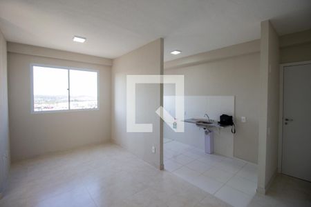 Sala de apartamento para alugar com 2 quartos, 48m² em Vila Monteiro, Itaquaquecetuba