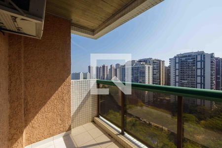 Varanda de apartamento para alugar com 2 quartos, 65m² em Barra da Tijuca, Rio de Janeiro