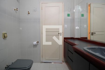 Apartamento para alugar com 190m², 3 quartos e 2 vagasBanheiro da Suíte