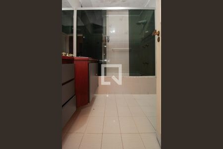 Apartamento para alugar com 190m², 3 quartos e 2 vagasBanheiro da Suíte
