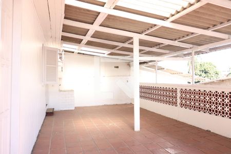 Casa para alugar com 180m², 5 quartos e 2 vagasTerraço