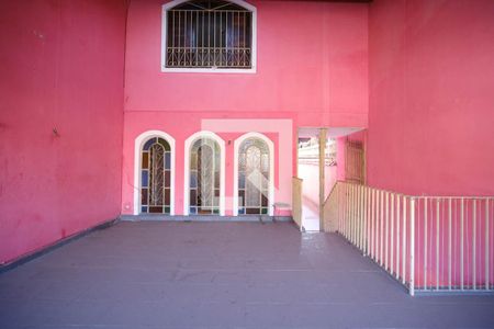 Casa à venda com 104m², 3 quartos e 2 vagasÁrea externa