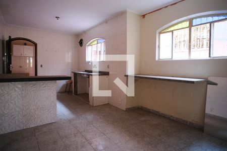 Casa à venda com 104m², 3 quartos e 2 vagasCozinha