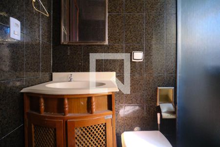 Casa à venda com 104m², 3 quartos e 2 vagasBanheiro 1