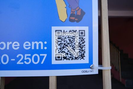 Casa à venda com 104m², 3 quartos e 2 vagasPlaquinha