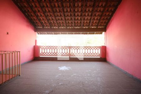 Casa à venda com 104m², 3 quartos e 2 vagasÁrea externa