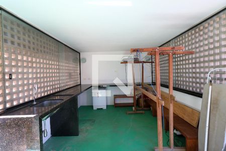 Área de Serviço de casa para alugar com 4 quartos, 450m² em Santa Maria, São Caetano do Sul